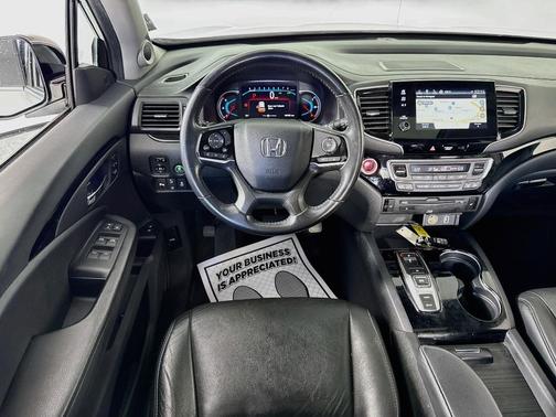 Platinum White Pearl 2021 Honda Pilot Touring 7-Passenger