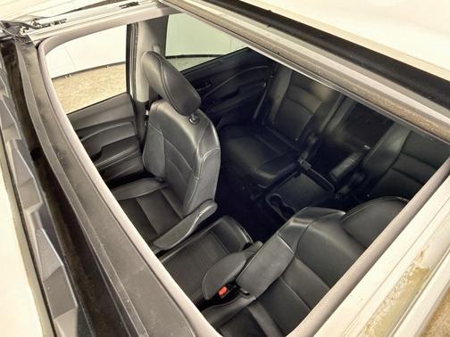 Platinum White Pearl 2021 Honda Pilot Touring 7-Passenger
