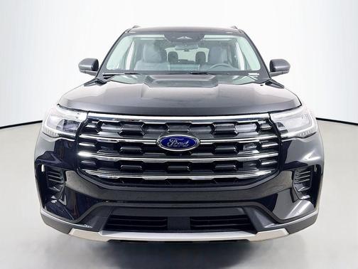 Agate Black Metallic 2026 Ford Explorer Active