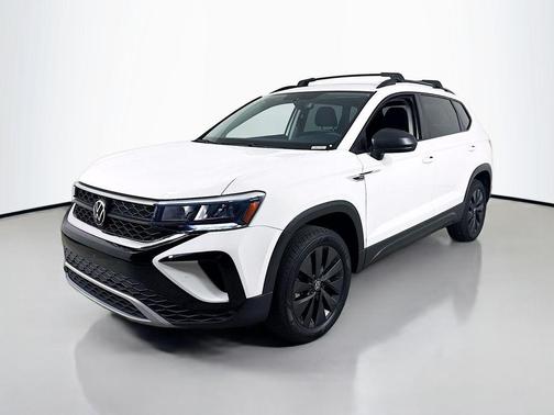 Pure White 2023 Volkswagen Taos 1.5T S
