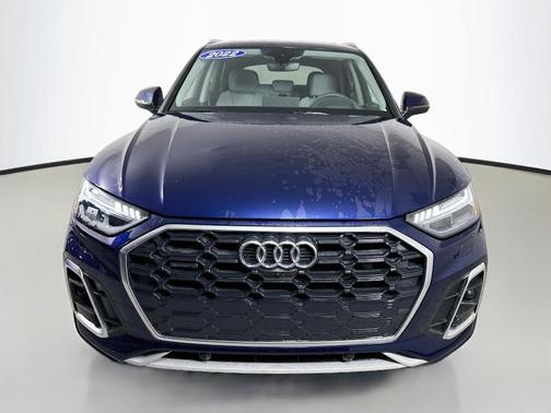 Navarra Blue Metallic 2022 Audi Q5 45 S line Prestige
