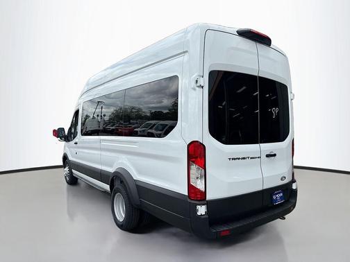 Oxford White 2026 Ford Transit-350 XL