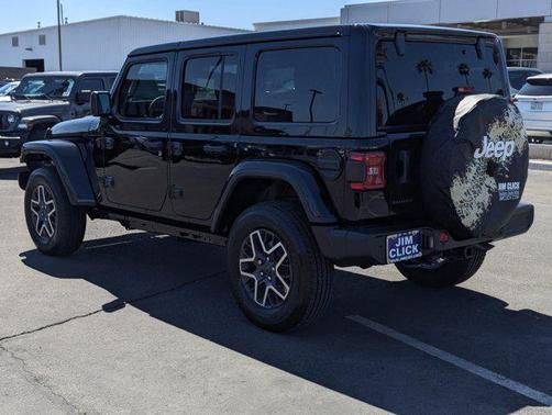2025 Jeep Wrangler 4-Door Sahara 4x4