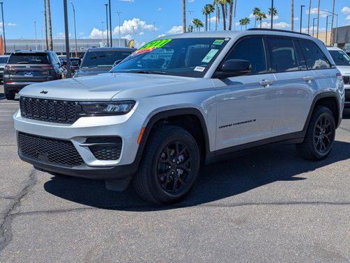 2025 Jeep Grand Cherokee Altitude