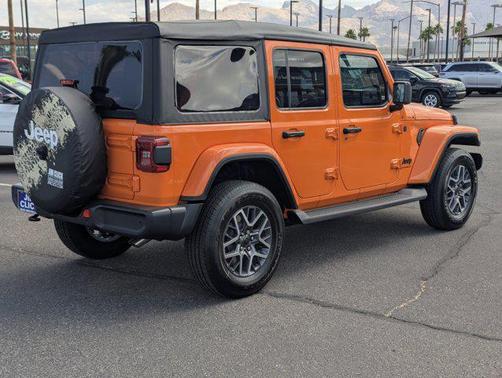 2025 Jeep Wrangler 4-Door Sahara 4x4