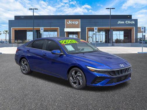 2025 Hyundai ELANTRA SEL