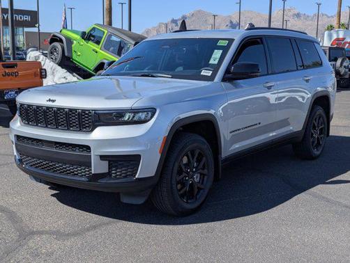 2025 Jeep Grand Cherokee L Altitude
