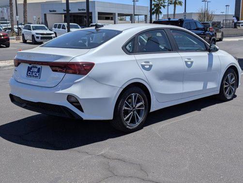 2022 Kia Forte LXS