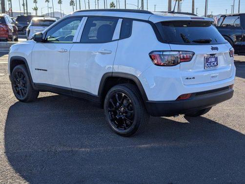 2026 Jeep Compass Latitude