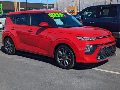 2022 Kia Soul GT-Line