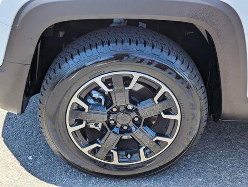 2023 Jeep Renegade Upland