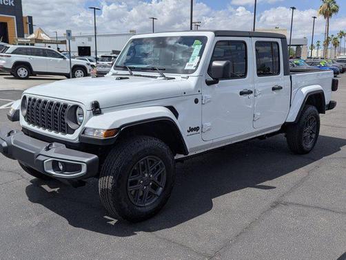 2025 Jeep Gladiator Sport S