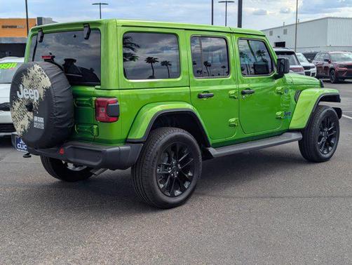 2025 Jeep Wrangler 4xe Sahara