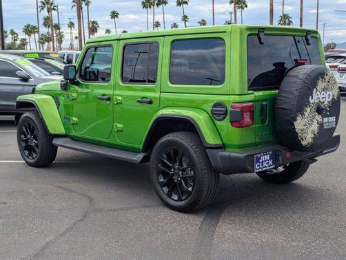 2025 Jeep Wrangler 4xe Sahara