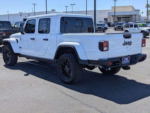 2025 Jeep Gladiator Nighthawk