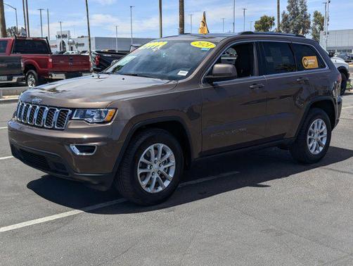 2021 Jeep Grand Cherokee Laredo