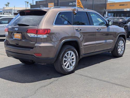 2021 Jeep Grand Cherokee Laredo