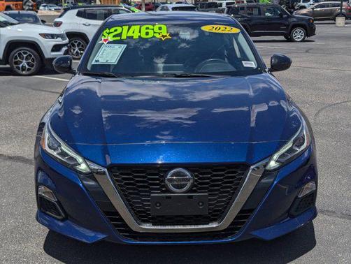 2022 Nissan Altima SR FWD