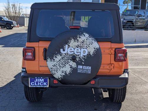 2025 Jeep Wrangler 4-Door Sahara 4x4