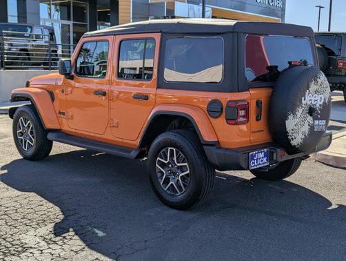 2025 Jeep Wrangler 4-Door Sahara 4x4
