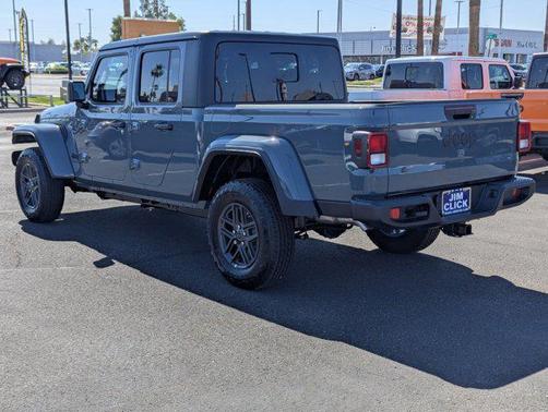 2025 Jeep Gladiator Sport S