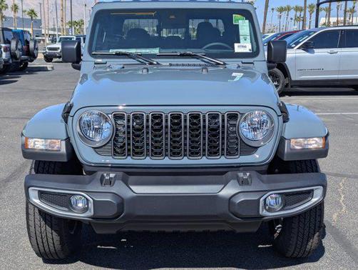 2025 Jeep Gladiator Sport S