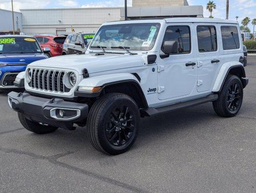 2025 Jeep Wrangler 4xe Sahara