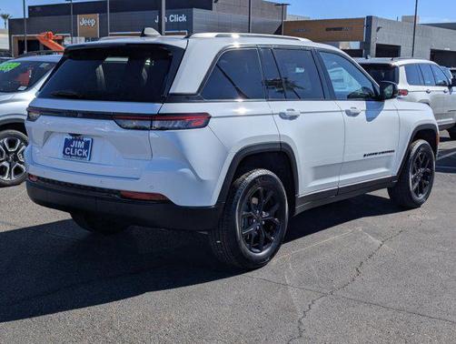 2025 Jeep Grand Cherokee Altitude