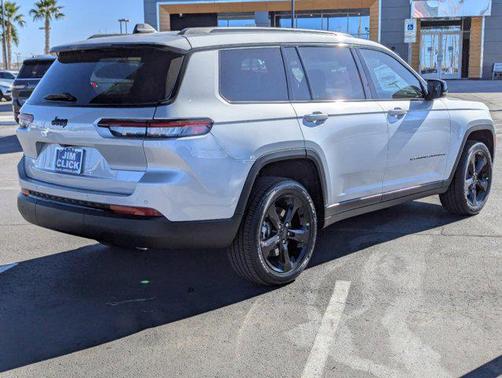 2025 Jeep Grand Cherokee L Altitude