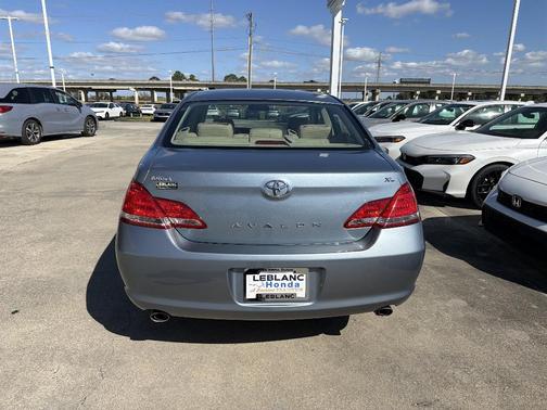2006 Toyota Avalon XL