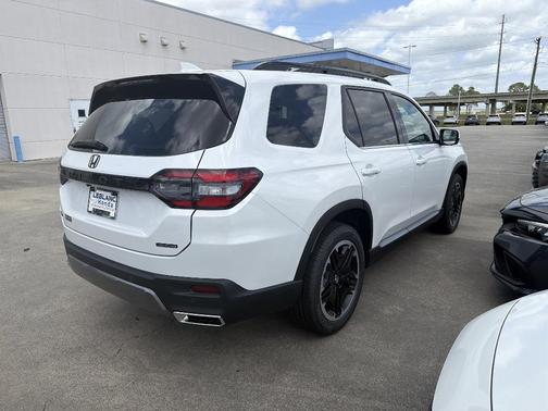 2026 Honda Pilot Touring S