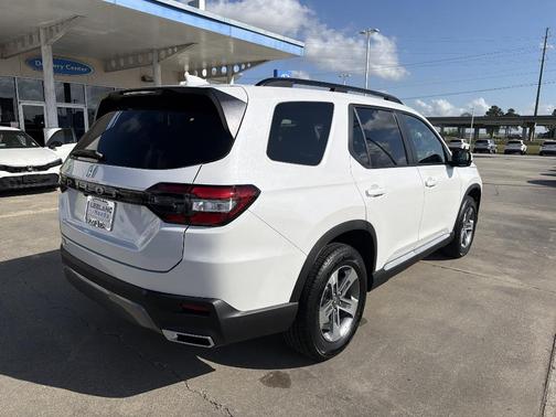 Platinum White Pearl 2026 Honda Pilot EX-L