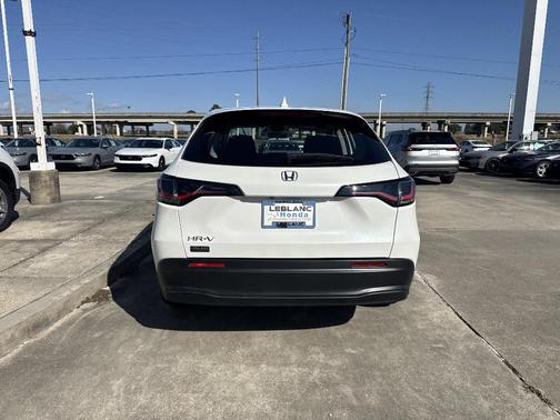 2025 Honda HR-V LX