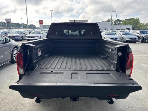 Crystal Black Pearl 2026 Honda Ridgeline Black Edition