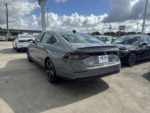 2025 Honda Accord Hybrid Sport