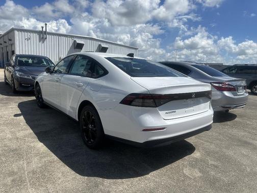 2025 Honda Accord SE