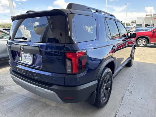 Obsidian Blue Pearl 2026 Honda Passport RTL