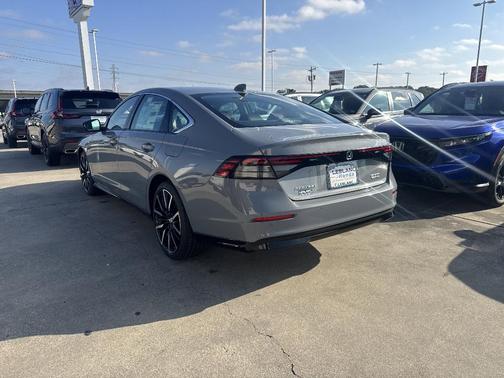 2025 Honda Accord Hybrid Touring