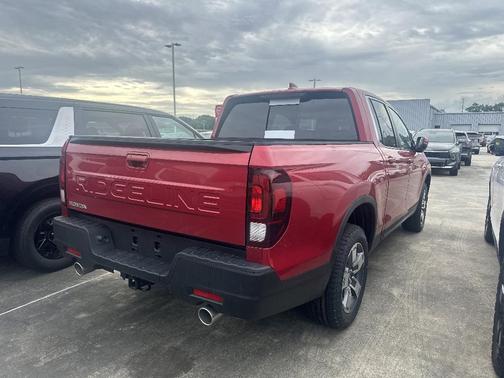 Radiant Red Metallic 2026 Honda Ridgeline RTL