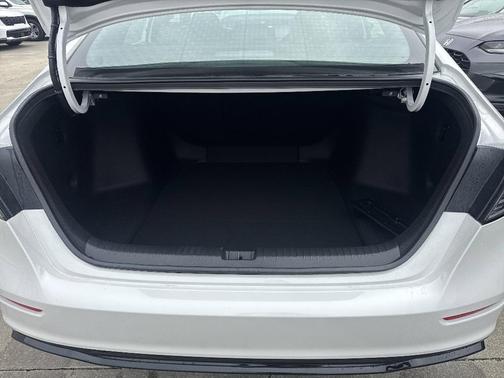 Platinum White Pearl 2026 Honda Accord Hybrid Sport-L