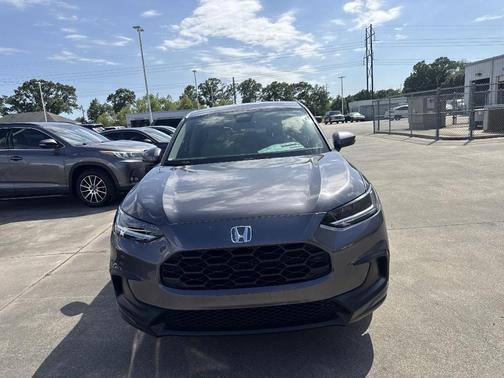 Modern Steel Metallic 2026 Honda HR-V LX