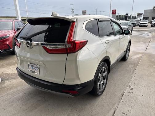 White 2017 Honda CR-V EX