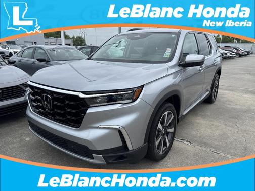 Silver 2025 Honda Pilot Touring