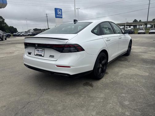 Platinum White Pearl 2026 Honda Accord Hybrid Sport-L