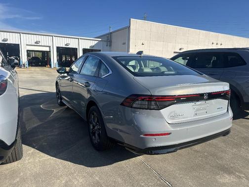 Urban Gray Pearl 2026 Honda Accord Hybrid EX-L