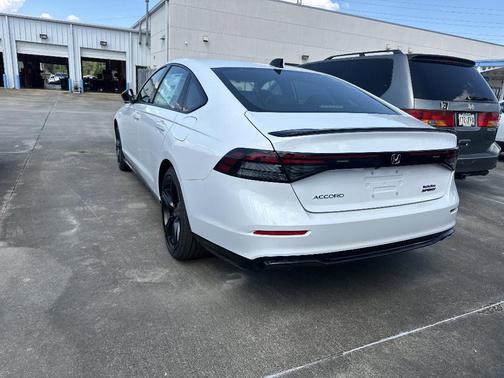 2025 Honda Accord Hybrid Sport-L