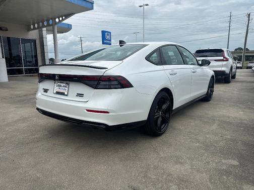 Platinum White Pearl 2026 Honda Accord Hybrid Sport-L