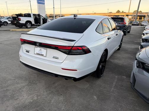 2025 Honda Accord Hybrid Sport-L