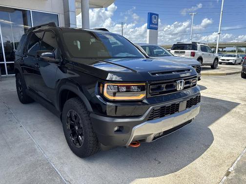 Crystal Black Pearl 2026 Honda Passport TrailSport Elite