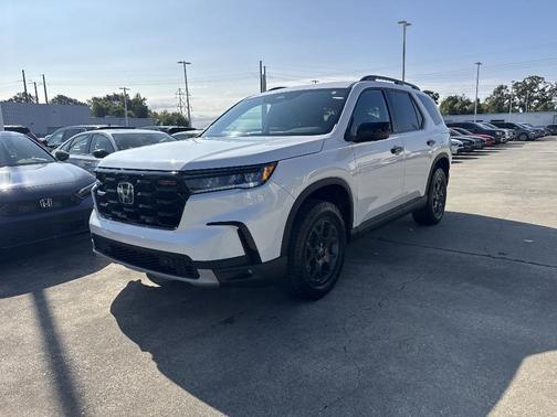 2025 Honda Pilot TrailSport